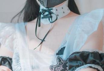 Jenny(정제니)泳池高清套图，光线太好，差点把我哄骗入水中……无奈我不太会游泳！