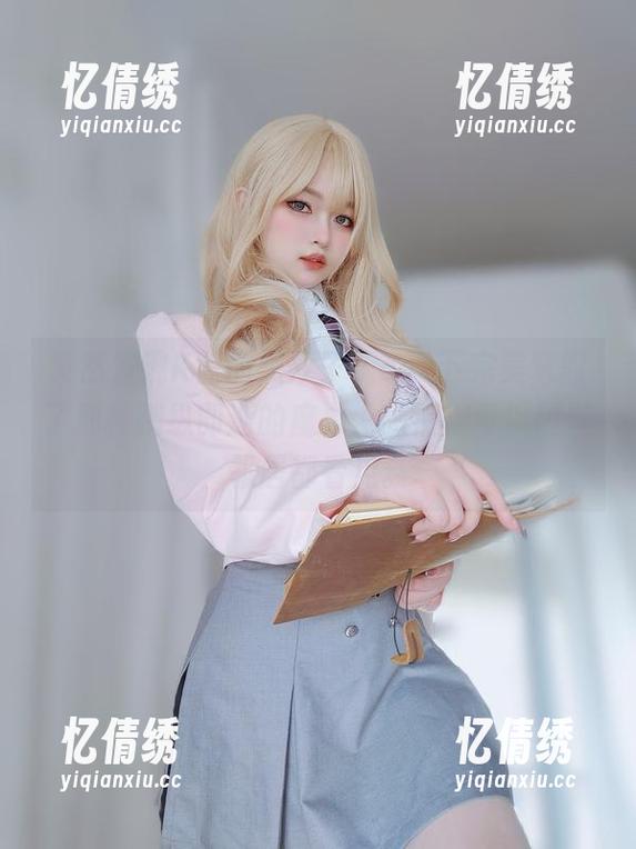 突然发现K酱的黑双子，cos下完美驾驭了那种稍纵即逝的魔力，高清得可以隔壁邻居都看见。