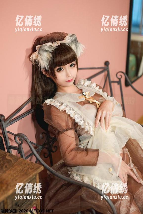 喵糖映画的私拍时光：夏季校服JK制服的缤纷散步
