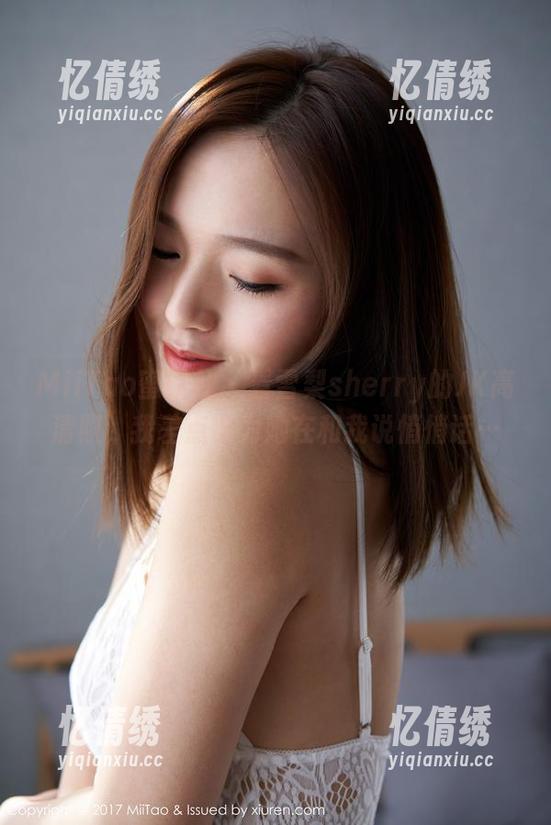 MiiTao蜜桃社 - 看雪梨sherry的JK高清照，我差点以为她在和我说悄悄话…