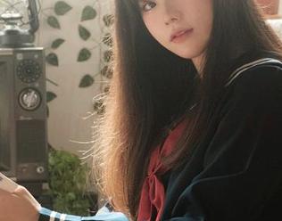 深夜话题，Sira(시라)美足与cos合体，原图教你如何“启发”脚部想象力！