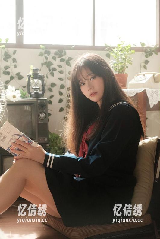 深夜话题，Sira(시라)美足与cos合体，原图教你如何“启发”脚部想象力！