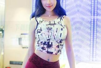 TuiGirl推女郎 - 下载图片？当然，谁不爱看Yu佳妮在办公室里的一脸认真那？心里却在想什么呢？