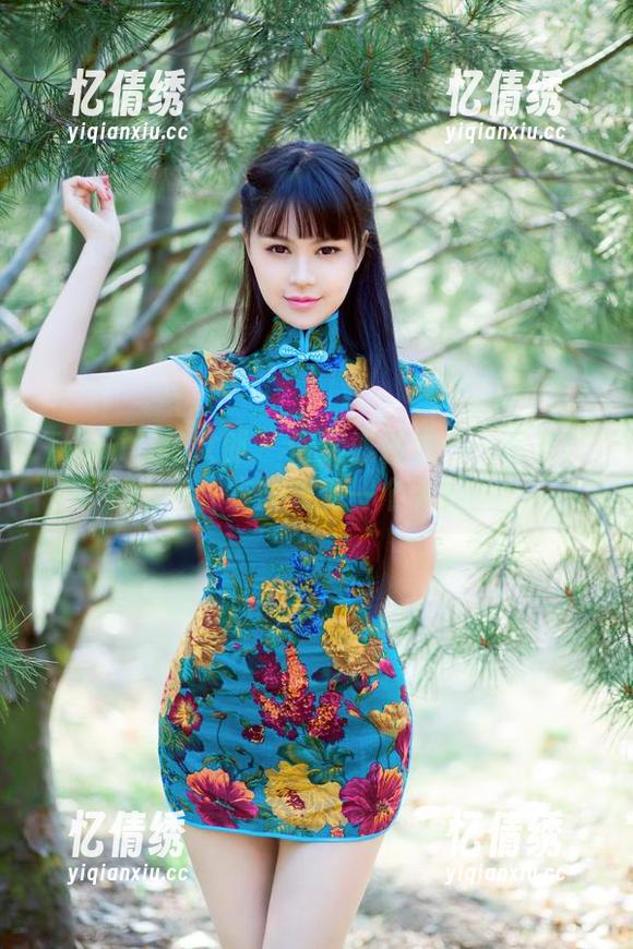 TuiGirl推女郎 - 何奕恋精选——毛衣：一件衣服改变一个人？