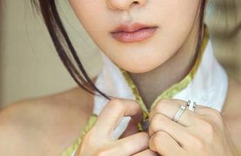 TuiGirl推女郎 - 某种意义上说，田芯娜和豹纹就像是一对欢喜冤家，图片却把这调调展现得淋漓尽致！