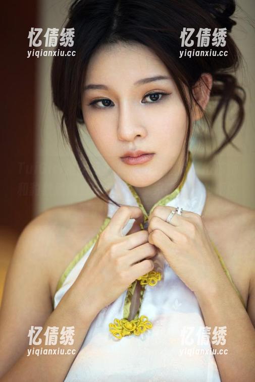 TuiGirl推女郎 - 某种意义上说，田芯娜和豹纹就像是一对欢喜冤家，图片却把这调调展现得淋漓尽致！