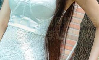 UGirls尤果网 - 谁说网袜不能美丽？Abby金金的作品分享让你打破常规。