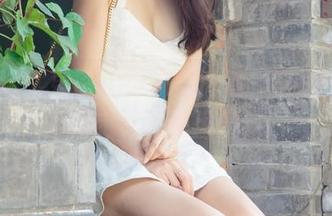 UGirls尤果网 - 泳衣与高清，李凌子让你重新定义海边风景线！