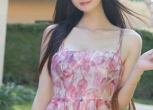 Xiuren秀人网 - Cherry绯月樱纯白的写真更新，真让人想问：白成这样，日常怎么度过？