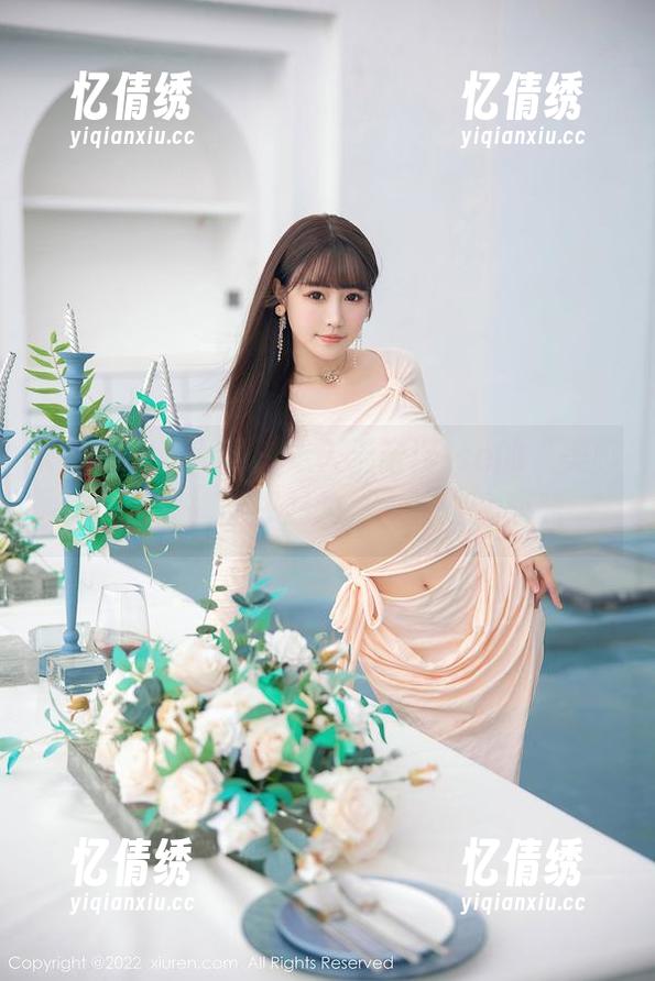 Xiuren秀人网-于诺诺ise Xiuren秀人网 - 走入于诺诺ise的“美脚”合集,能撑起的,不止是几双鞋