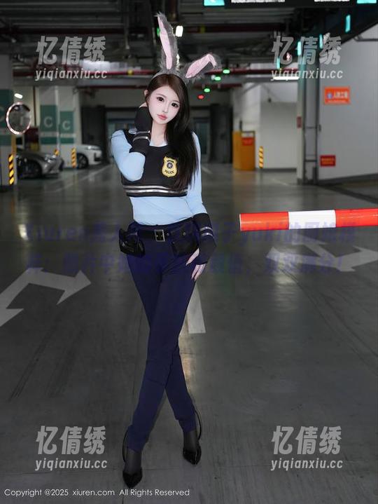 Xiuren秀人网 - 优琪琪子yuki的厨娘模样：照片中她的手艺和颜值，双双满分！