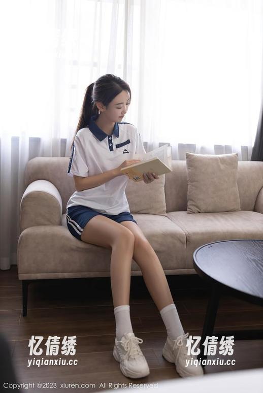 Xiuren秀人网 - 击败无聊壁纸的最佳武器——猫咪巨臀妹妹的长腿图片！