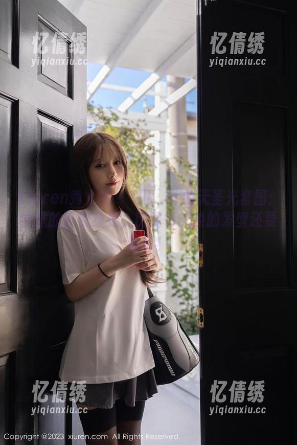 Xiuren秀人网-玥儿玥er Xiuren秀人网 - 玥儿玥er的无圣光套图:学妹的百变身姿,比我每天换的发型还要精彩!