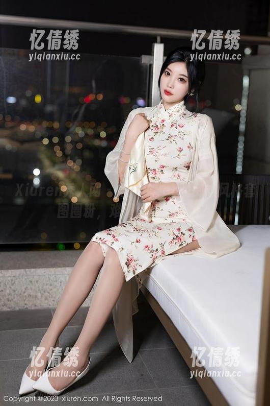 Xiuren秀人网 - 被玥儿玥er的御姐风格套图圈粉，难道这样也算撩？