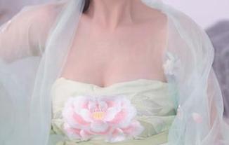Xiuren秀人网 - 黄婧GIGI，让毛衣成为我的心头好，想看更多写真！