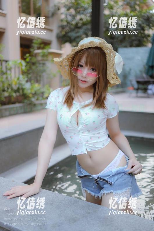 nyako喵子大魔王天使私拍，真是一种奇妙的视觉享受