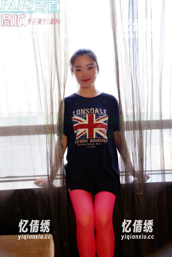 pans - 思思泳衣馆：一把棚里装不下的美图，快来选一张！