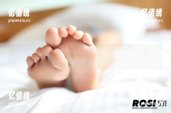 rosi - 没什么比恋恋的夏天作品下载更让人期待的事情了吧，亟不可待！