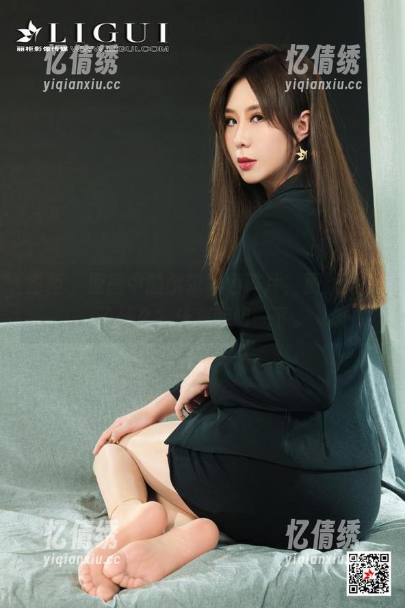 丽柜 - 原图中的尔尔黑色碎片，更新记录了什么？让我唠叨一下。