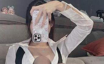 微密圈 - 兔宝妮to私拍合集：说好的死库水其实是一场水上瑜伽！