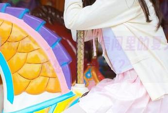 从图库说起：兔玩映画房间里的夏天，让我想到了什么？