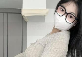 微密圈 - 肉感宝宝，从可爱的肉巴的镜头看可爱与妩媚