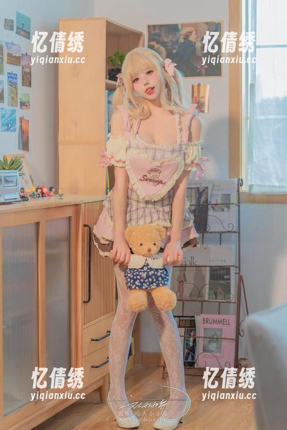 咬人小小兔的万圣节Cos：这个鬼怪风格，你敢尝试吗？
