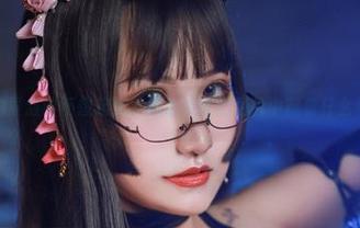 秒速变身的夏鸽鸽不想起床，黑色猫咪的图片中藏着什么样的低语？