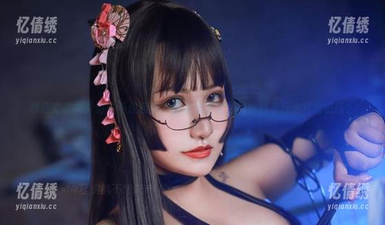 秒速变身的夏鸽鸽不想起床，黑色猫咪的图片中藏着什么样的低语？