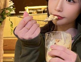 微密圈 - 当妮是老虎遇上美足艺术：图库里的小黄瓜们？