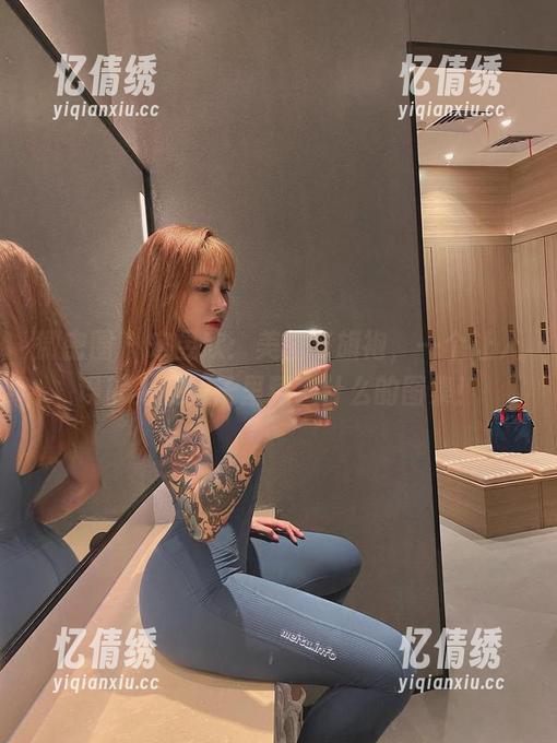 微密圈 - 宋昱欣：美图与旗袍，一个让人误以为在裙子里藏了什么的图集！