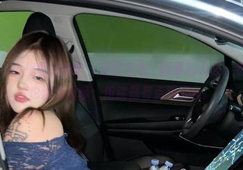 微密圈 - 小优优子的护士美图合集，画面感太强，老实说我也没太看懂，但就是有点想拥有。