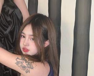 微密圈 - 这不是服务号，下载小优优子的图包，打开你的社交脑洞！