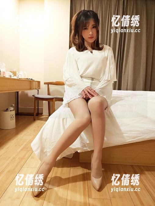 小女巫露娜的最新图册来袭，不知火舞，实现了我对“搞怪舞蹈”的全部想象！