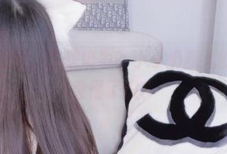 这不是奶瓶，这是奶牛？小小奶瓶儿的作品我看懂了没？