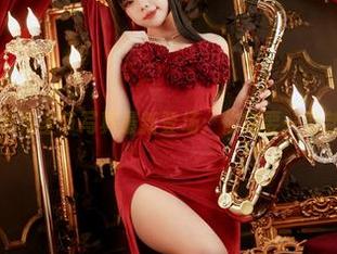 小瑶幺幺万圣节写真最新登场：你需要一副新眼镜！