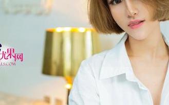尤果网 - 杨晨晨黑白原图：用精选说说她眼里的光与影