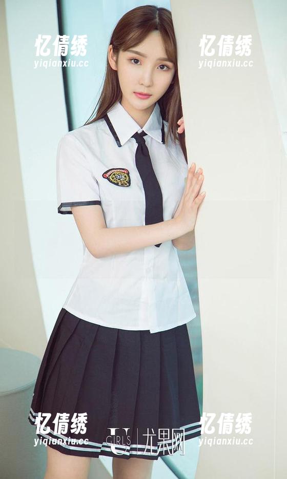 尤果网 - 这组私房作品里，露儿的女孩形象就像咖啡里的泡沫，轻盈又让人想要一品！