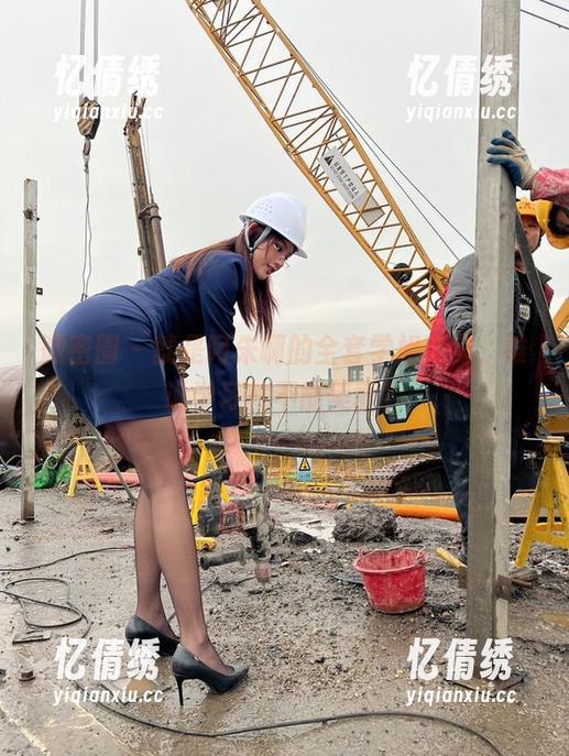 微密圈 - 就是阿朱啊的全套学姐变身，谁说学习就不能美丽？