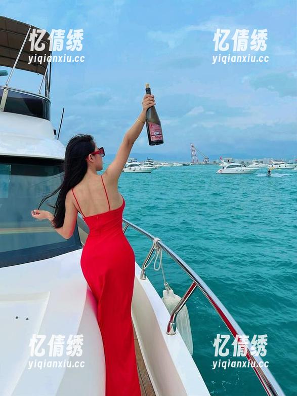 微密圈 - 张老师的油光合集在线发布，光滑得让我无法自拔，这算什么风格？
