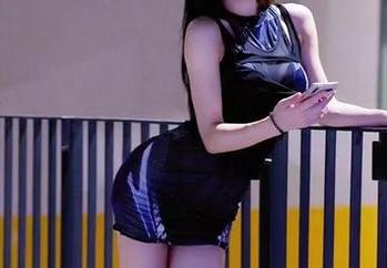微密圈 - 这是徐珺大哥的日常，私房里的原图，居然连睡衣都这么有梗！