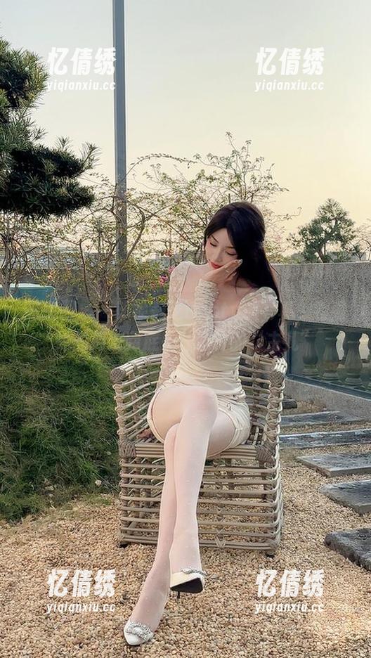 微密圈 - 一部徐莉芝Booty的写真，看看她的男友到底是什么样的“主儿”