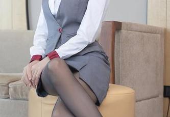 如果能发光，抖娘利世的繁星绝对能替星星上班，免费图片都能镇住你！