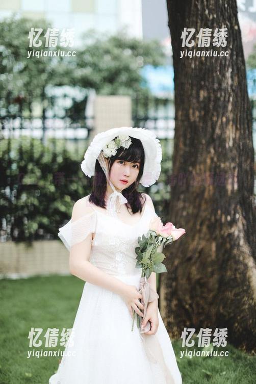 OL2，带一点放空感，是依酱吖的精选作品集，轻松一下