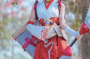 原图分享！桜桃喵在喝橘子汽水，我开始好奇她的味道了！