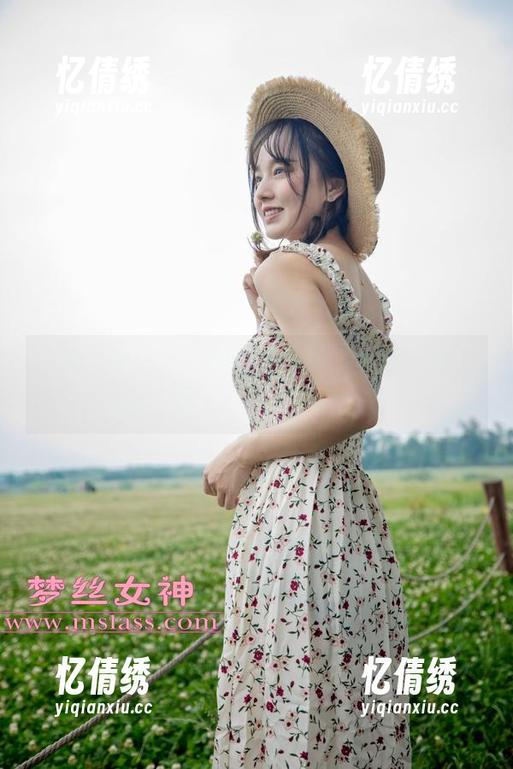 梦丝女神 - 玥玥的福利时刻，长城边的古风图包真让人想多看几眼呀！