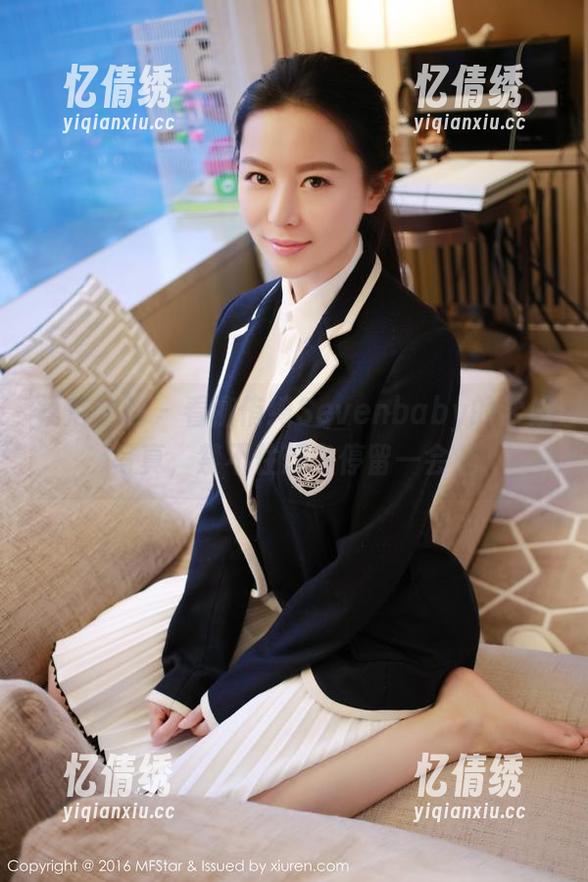 模范学院 - 看柳侑绮Sevenbaby的学姐写真，禁不住想多停留一会儿