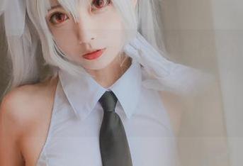 每次“清颜颜子”更新，我都忍不住喃喃自语：这衣服对于少女系的人来说太完美了吧？