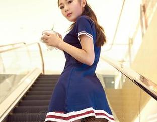 爱丝 - 佳慧的全套，谁说秘书不可以很chic？