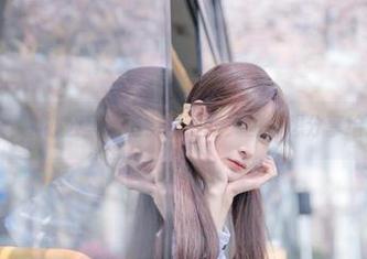 当美遇上办公室：王羽杉最新美图好想分享给朋友